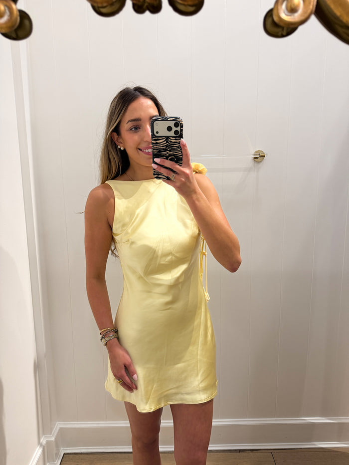 BUTTER YELLOW FLORAL MINI DRESS