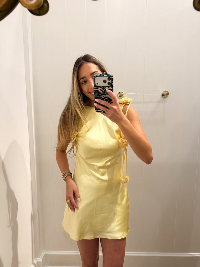 BUTTER YELLOW FLORAL MINI DRESS