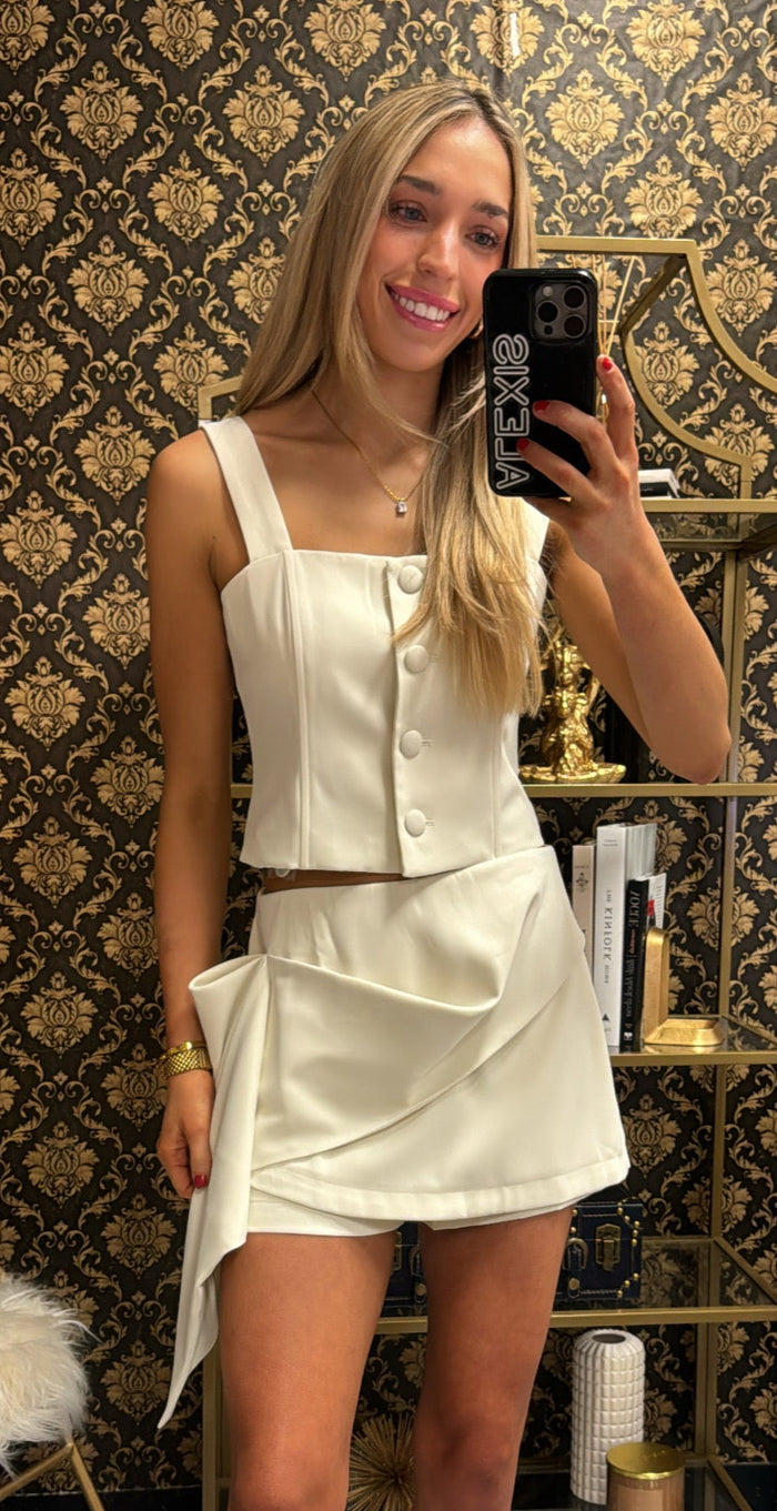 CREAM SQUARE NECKLINE + DRAPE SET