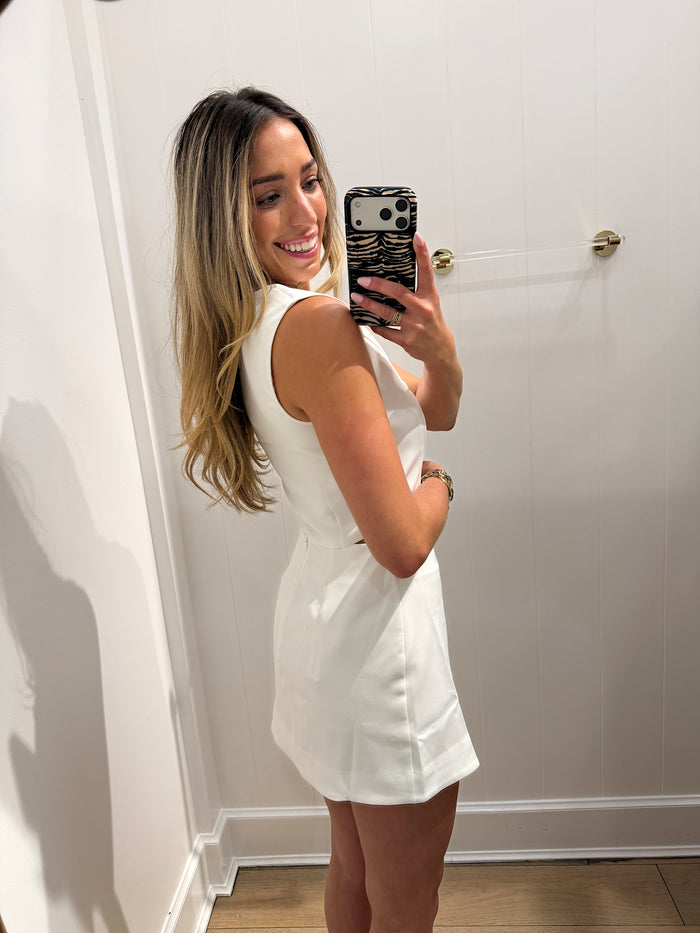 WHITE GOLD BUTTON SKORT SET